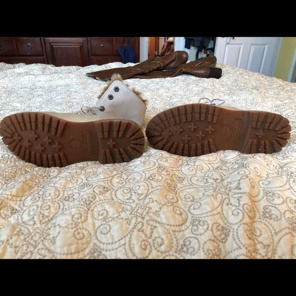 Timberland boots, fur lined, Woman’s Size 7.5 - Picture 5 of 12